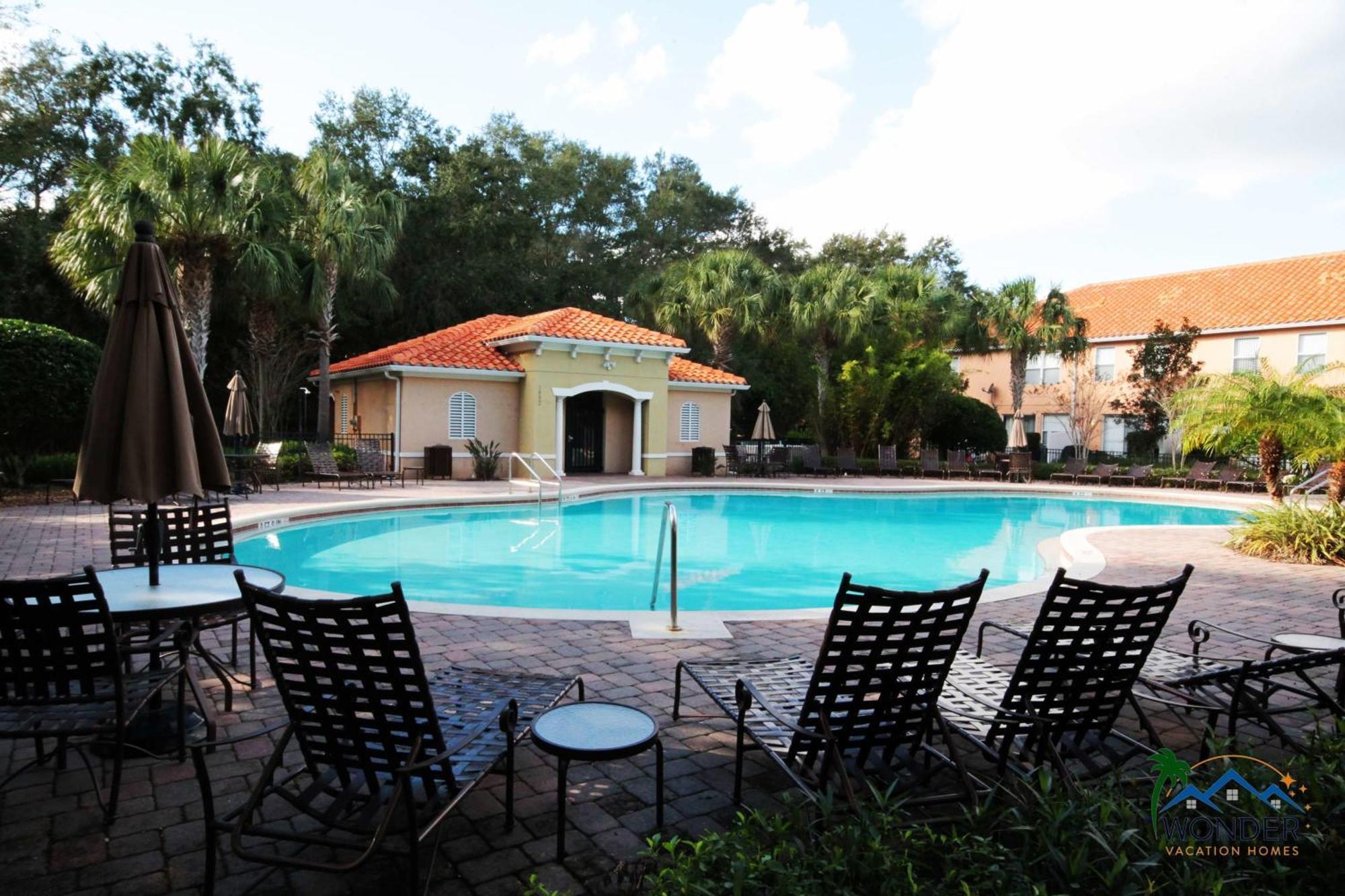 Holiday home Four Bedrooms Townhome 5122